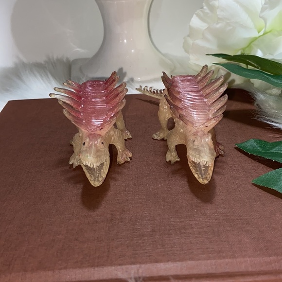 Vintage 1978 Talarurus Dinosaur Figurines set of two clear Dinosaur - Picture 5 of 17